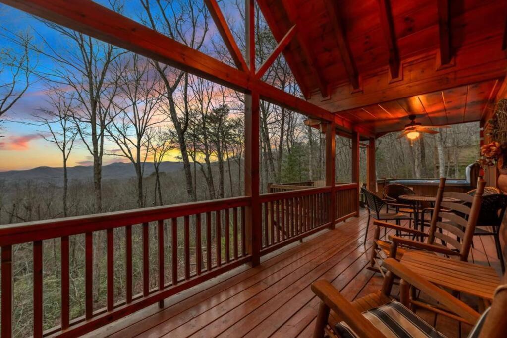 Lil Slice Of Heaven - Perfect Views-Hot Tub-Wine Villa Blue Ridge Dış mekan fotoğraf